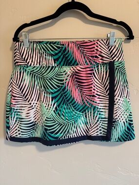 Tommy bahama golf Pickleball or tennis skirt with a beautiful Hawaiian pattern